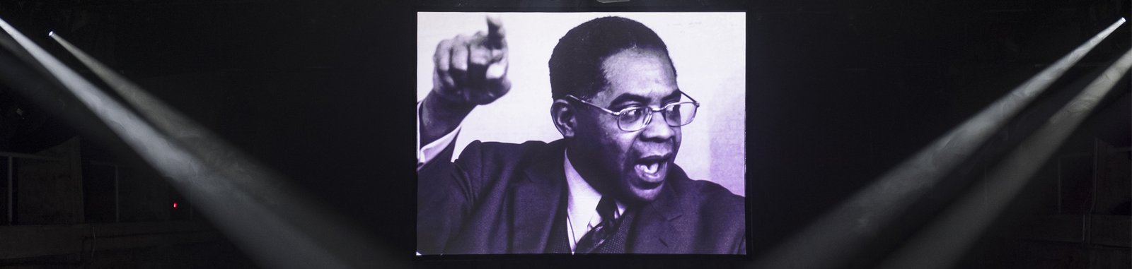 Estúdio Laborg | Blackpoetry